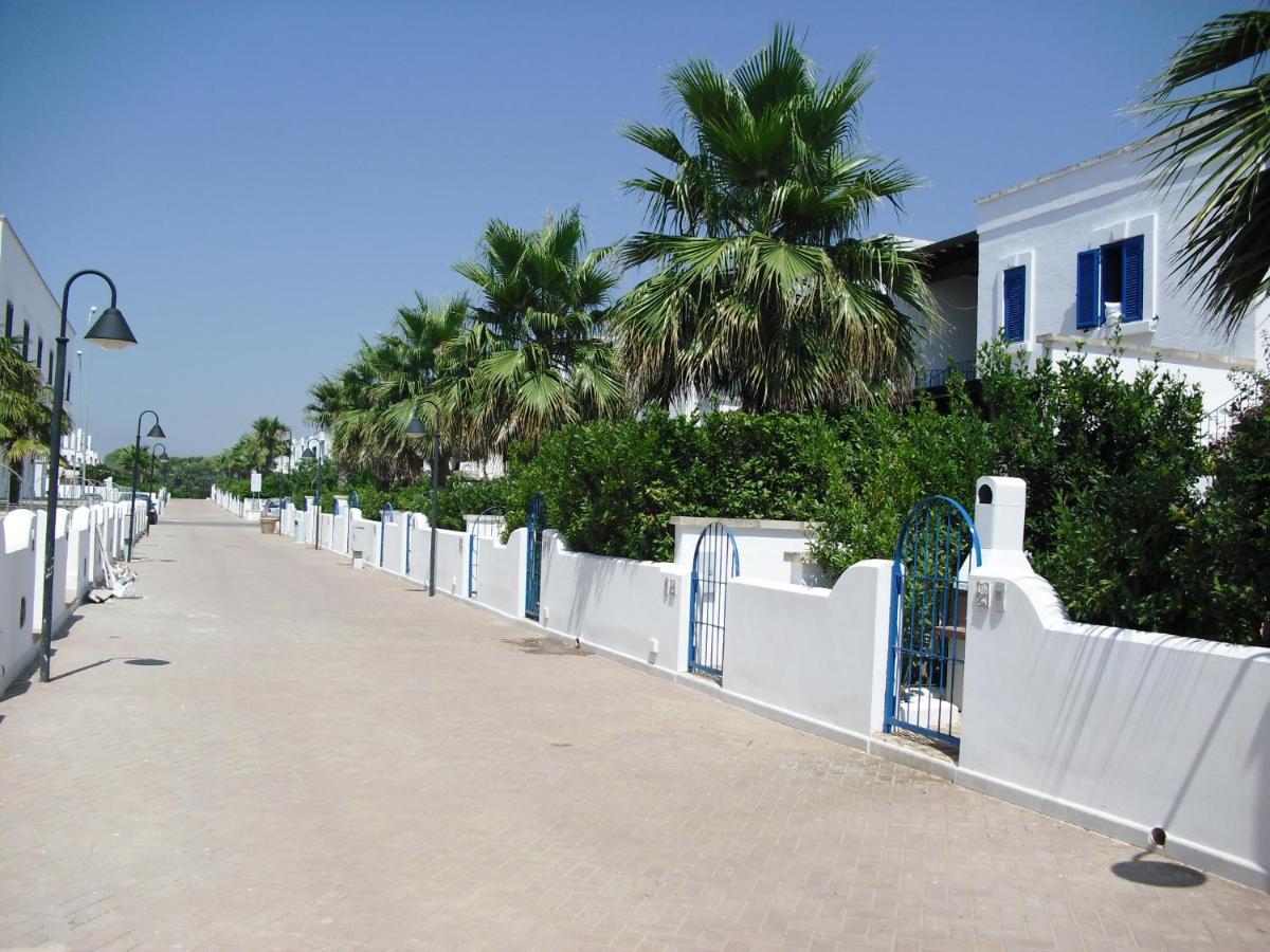 Villa In Villaggio Porto Cesareo Eksteriør billede
