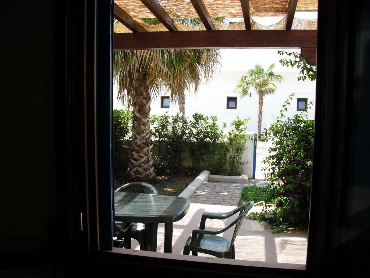 Villa In Villaggio Porto Cesareo Eksteriør billede